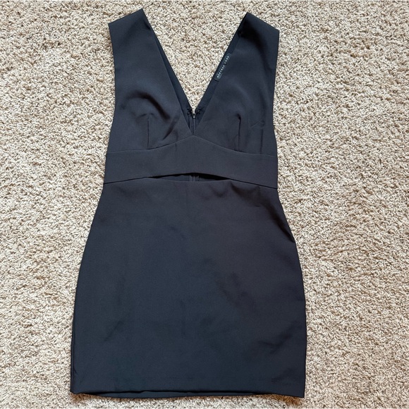 Endless Rose V-neckline Cut-out Detail Mini Dress - Picture 2 of 6